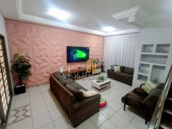 Imagem Sobrado com 4 Quartos à Venda, 218 m² em Vila Lucy - Goiânia