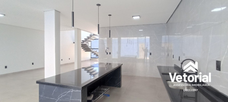Imagem Sobrado com 3 Quartos à Venda, em Bela Vista - Barreiras Imagem Sobrado com 3 Quartos à Venda, em Bela Vista - Barreiras