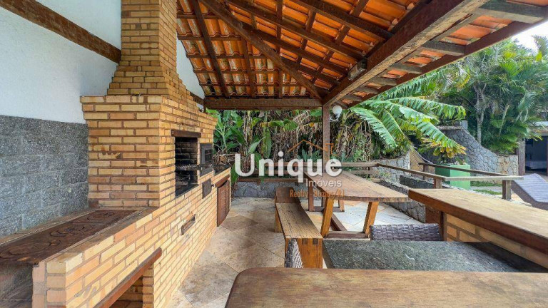 Imagem Casa com 4 Quartos à Venda, 241 m² em Ferradura - Armação Dos Búzios Imagem Casa com 4 Quartos à Venda, 241 m² em Ferradura - Armação Dos Búzios