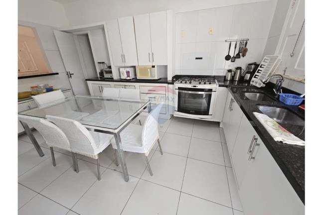Casa com 5 Quartos à Venda, 750 m² em Itacimirim - Camaçari