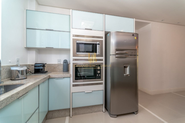 Imagem Apartamento com 3 Quartos à Venda, 131 m² em Centro - Balneário Camboriú Imagem Apartamento com 3 Quartos à Venda, 131 m² em Centro - Balneário Camboriú