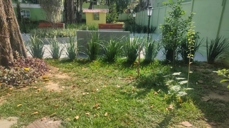 Imagem Casa com 3 Quartos à Venda, em Campo Grande - Rio De Janeiro Imagem Casa com 3 Quartos à Venda, em Campo Grande - Rio De Janeiro