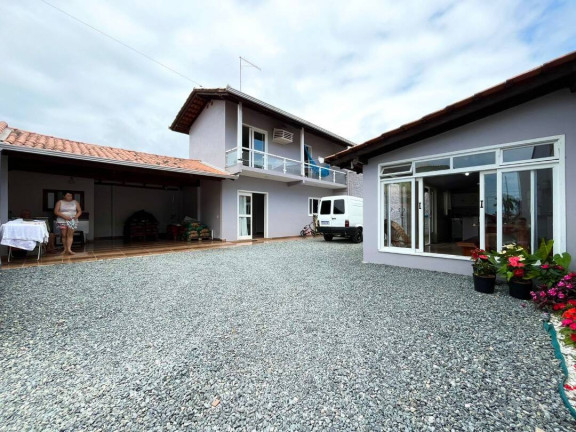 Imagem Casa com 3 Quartos à Venda, 167 m² em Costeira - Balneário Barra Do Sul Imagem Casa com 3 Quartos à Venda, 167 m² em Costeira - Balneário Barra Do Sul