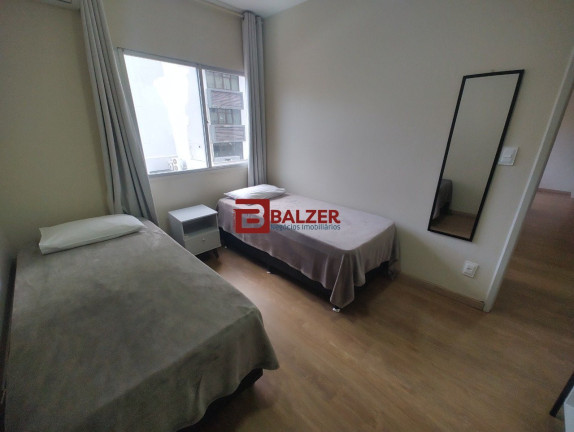 Imagem Apartamento com 2 Quartos à Venda, 66 m² em Centro - Florianópolis Imagem Apartamento com 2 Quartos à Venda, 66 m² em Centro - Florianópolis