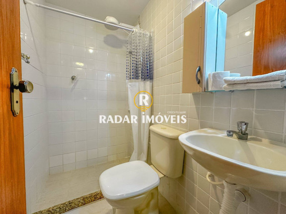 Imagem Apartamento com 3 Quartos à Venda, 140 m² em Algodoal - Cabo Frio