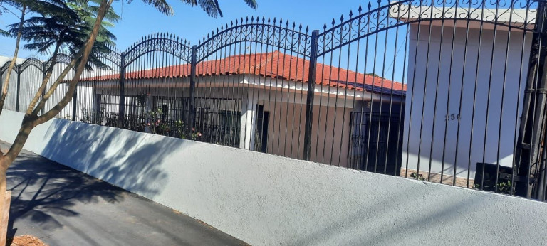 Imagem Casa com 2 Quartos à Venda, 170 m² em Conjunto Residencial Branca Vieira - Maringa