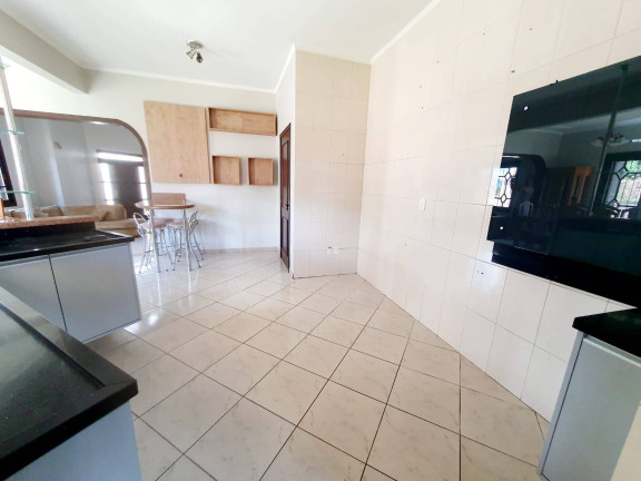 Imagem Sobrado com 3 Quartos à Venda, 234 m² em Marechal Rondon - Canoas