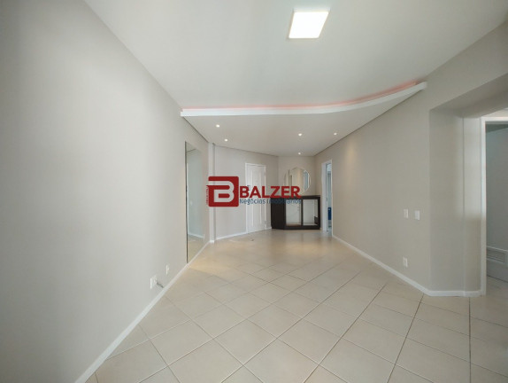 Imagem Apartamento com 3 Quartos à Venda, 125 m² em Centro - Florianópolis Imagem Apartamento com 3 Quartos à Venda, 125 m² em Centro - Florianópolis