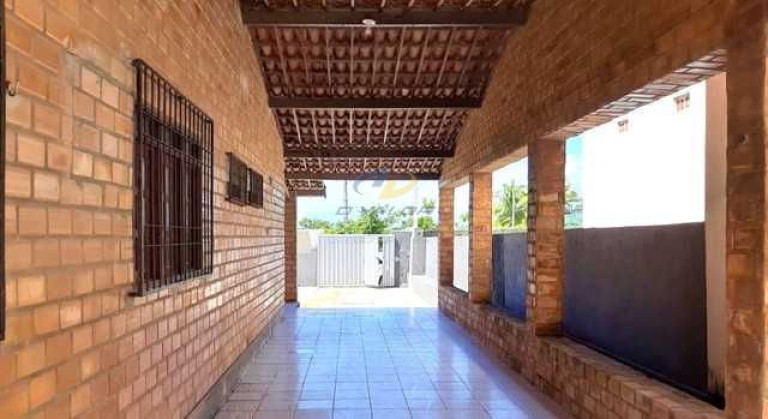 Imagem Casa com 3 Quartos à Venda, 450 m² em Carapibus - Conde