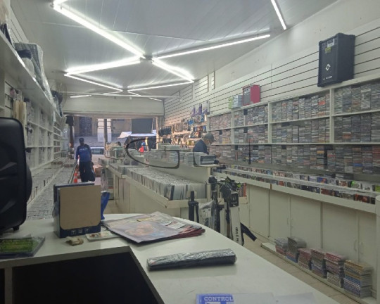 Sala Comercial à Venda, 81 m² em República - São Paulo