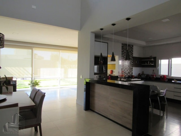 Imagem Casa de Condomínio com 3 Quartos à Venda, 336 m² em Chacara Santa Terezinha - Araçoiaba Da Serra Imagem Casa de Condomínio com 3 Quartos à Venda, 336 m² em Chacara Santa Terezinha - Araçoiaba Da Serra