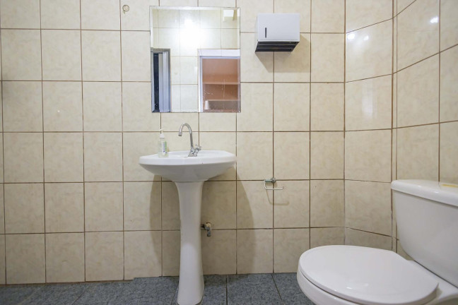 Imagem Casa com 3 Quartos à Venda, 350 m² em Santo Inácio - Curitiba Imagem Casa com 3 Quartos à Venda, 350 m² em Santo Inácio - Curitiba