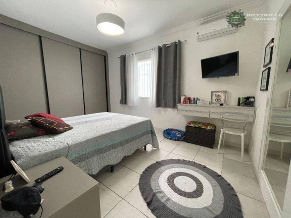 Imagem Casa com 3 Quartos à Venda, 180 m² em Canto Do Forte - Praia Grande