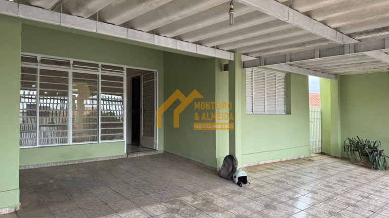 Casa com 4 Quartos à Venda,  em Jardim Brasil - Itapetininga