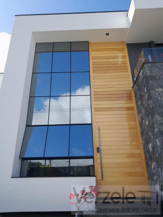 Imagem Casa com 2 Quartos à Venda, 182 m² em São Francisco De Assis - Camboriú Imagem Casa com 2 Quartos à Venda, 182 m² em São Francisco De Assis - Camboriú