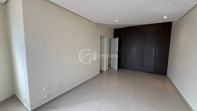 Imagem Casa com 3 Quartos à Venda, 351 m² em Vivendas Do Bosque - Campo Grande Imagem Casa com 3 Quartos à Venda, 351 m² em Vivendas Do Bosque - Campo Grande