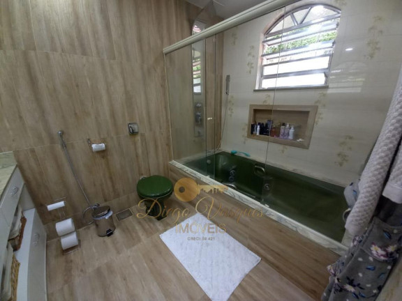 Imagem Casa com 3 Quartos à Venda, 600 m² em Várzea - Teresópolis