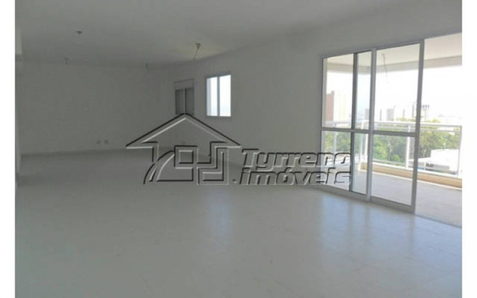 Apartamento com 3 Quartos à Venda, 233 m² em Vila Adyana - São José Dos Campos