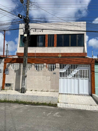 Casa com 3 Quartos à Venda, 240 m² em Marcos Freire I - Nossa Senhora Do Socorro