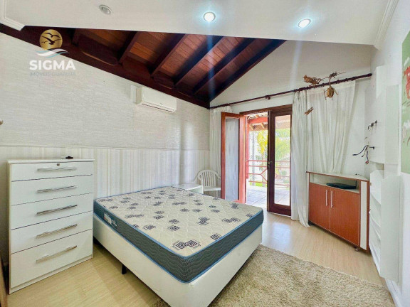 Imagem Casa com 3 Quartos à Venda, 300 m² em Pernambuco I - Guarujá Imagem Casa com 3 Quartos à Venda, 300 m² em Pernambuco I - Guarujá