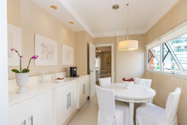 Imagem Apartamento com 3 Quartos à Venda, 243 m² em Vila Uberabinha - São Paulo Imagem Apartamento com 3 Quartos à Venda, 243 m² em Vila Uberabinha - São Paulo