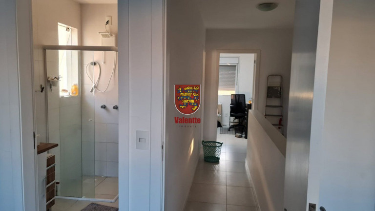 Imagem Casa com 3 Quartos à Venda, 450 m²
