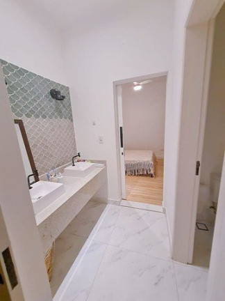 Imagem Casa com 4 Quartos à Venda, 247 m² em São José Dos Campos