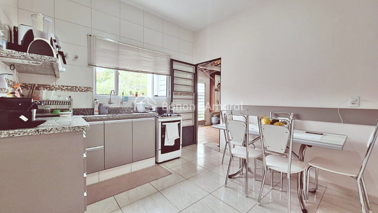 Imagem Casa com 2 Quartos à Venda, 360 m² em Vila Nogueira - Campinas