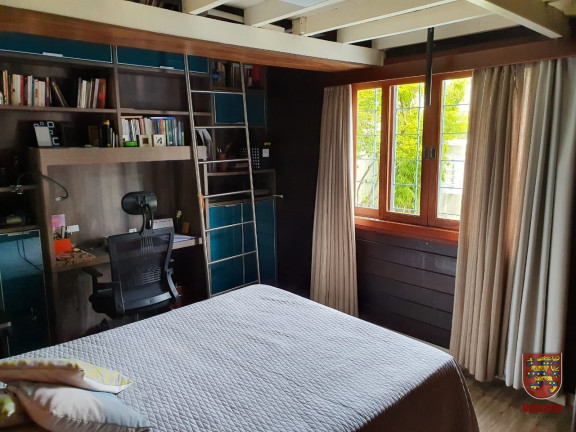 Imagem Casa com 4 Quartos à Venda,  em Lagoa Da Conceição - Florianópolis