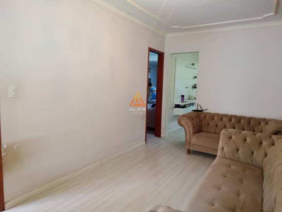 Imagem Casa com 3 Quartos à Venda, 84 m²