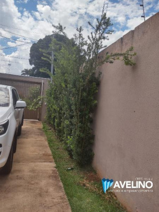 Imagem Casa com 3 Quartos à Venda, 115 m² em Universitário - Campo Grande