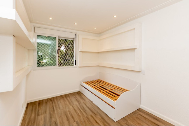 Imagem Imóvel com 3 Quartos à Venda, 218 m² em Brooklin Paulista - São Paulo Imagem Imóvel com 3 Quartos à Venda, 218 m² em Brooklin Paulista - São Paulo