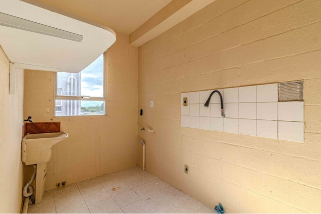 Imagem Imóvel com 2 Quartos à Venda, 40 m² em Rubem Berta - Porto Alegre