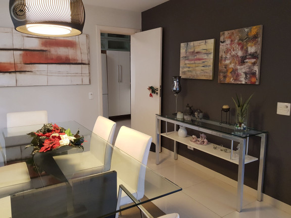 Imagem Apartamento com 3 Quartos à Venda, 198 m² em Pitangueiras - Guarujá Imagem Apartamento com 3 Quartos à Venda, 198 m² em Pitangueiras - Guarujá