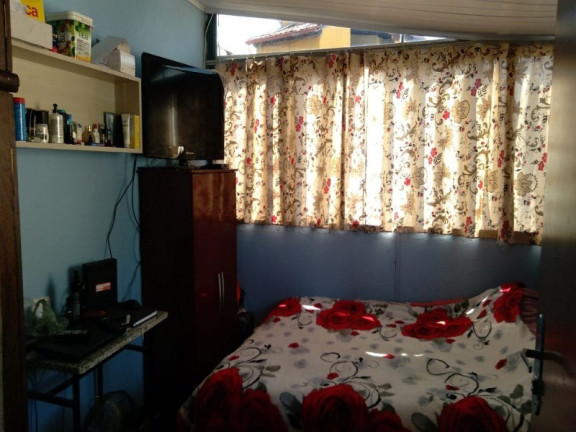 Imagem Casa com 4 Quartos à Venda, 200 m² em Jardim Industrial - Contagem