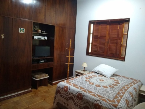 Imagem Casa com 3 Quartos à Venda, 369 m² em Centro - Jacarezinho Imagem Casa com 3 Quartos à Venda, 369 m² em Centro - Jacarezinho