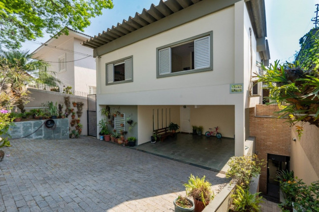 Casa com 4 Quartos à Venda, 287 m² em Vila Inah - São Paulo
