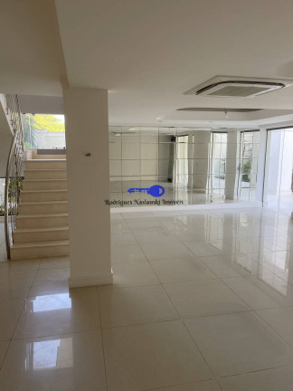 Imagem Casa com 4 Quartos à Venda, 750 m² em Barra Da Tijuca - Rio De Janeiro Imagem Casa com 4 Quartos à Venda, 750 m² em Barra Da Tijuca - Rio De Janeiro