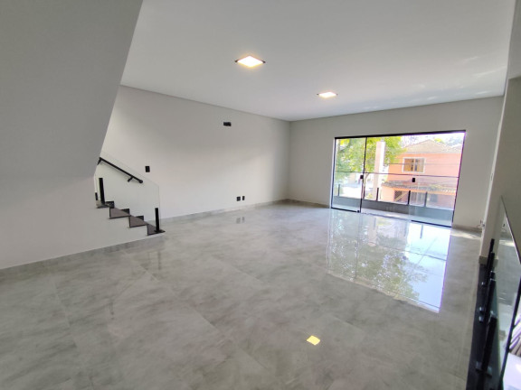 Imagem Casa com 3 Quartos à Venda, 290 m² em Boqueirão - Santos