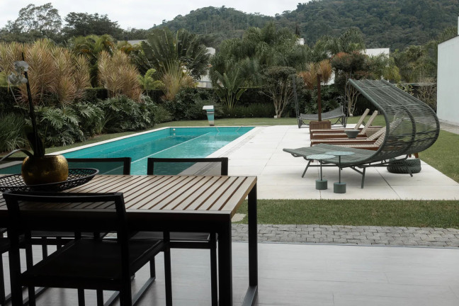 Imagem Casa com 4 Quartos à Venda, 688 m² em Casa Branca - Itapema