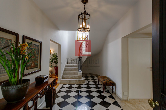 Casa com 3 Quartos à Venda, 450 m² em Jardim Paulista - São Paulo