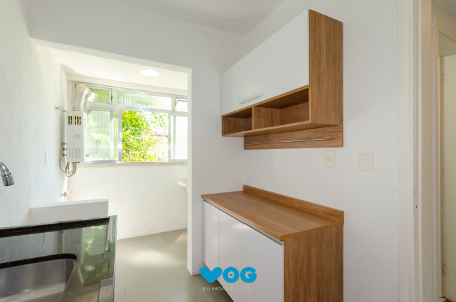 Imagem Imóvel com 1 Quarto à Venda, 48 m² em Petrópolis - Porto Alegre Imagem Imóvel com 1 Quarto à Venda, 48 m² em Petrópolis - Porto Alegre