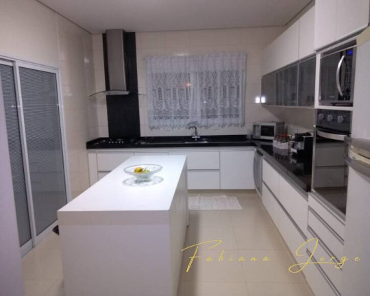 Imagem Casa de Condomínio com 3 Quartos à Venda, 350 m² em Swiss Park - Campinas Imagem Casa de Condomínio com 3 Quartos à Venda, 350 m² em Swiss Park - Campinas