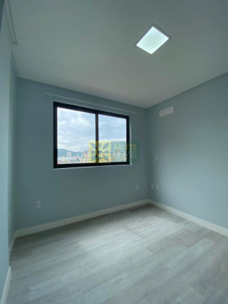 Imagem Apartamento com 3 Quartos à Venda, 136 m² em Meia Praia - Itapema