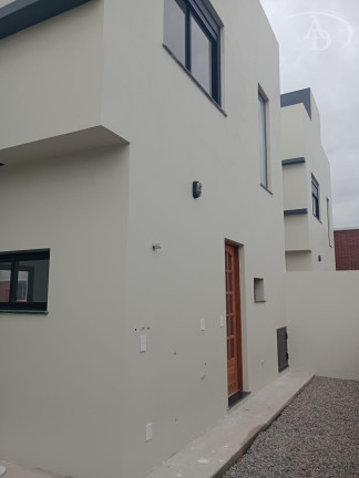 Imagem Casa com 2 Quartos à Venda, 75 m² em Cassino - Rio Grande