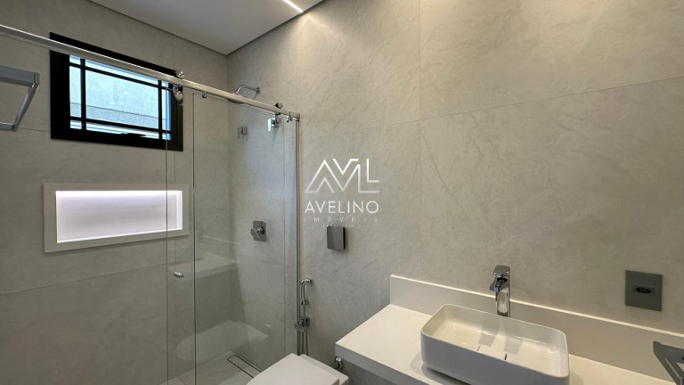Imagem Sobrado com 4 Quartos à Venda, 300 m² em Vila Carlota - Campo Grande Imagem Sobrado com 4 Quartos à Venda, 300 m² em Vila Carlota - Campo Grande