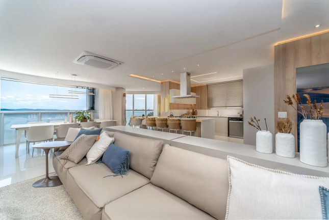 Imagem Apartamento com 4 Quartos à Venda, 238 m² em Barra Sul - Balneário Camboriú Imagem Apartamento com 4 Quartos à Venda, 238 m² em Barra Sul - Balneário Camboriú
