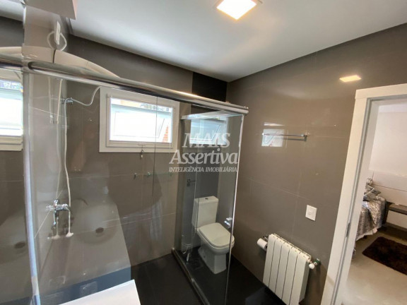Imagem Casa com 4 Quartos à Venda, 400 m² em Centro - Canela Imagem Casa com 4 Quartos à Venda, 400 m² em Centro - Canela
