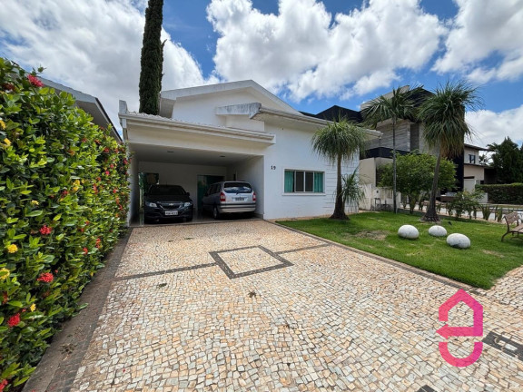 Sobrado à Venda, 406 m² em Jardins Madri - Goiânia