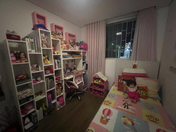 Imagem Casa com 3 Quartos à Venda, 180 m² em Cabral - Contagem Imagem Casa com 3 Quartos à Venda, 180 m² em Cabral - Contagem
